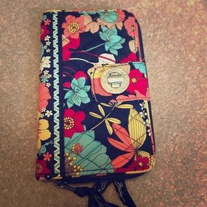 Vera Bradley wallet